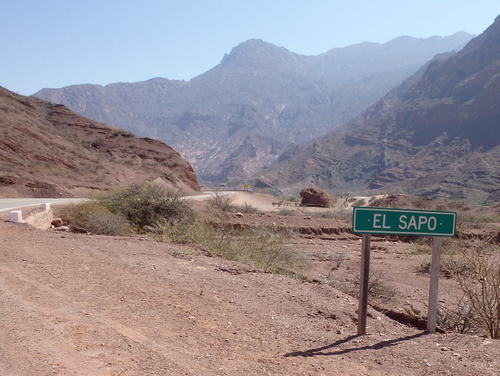 El Sapo (the Toad) is ahead.